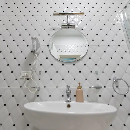 K&m Tirana
