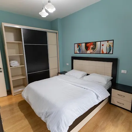 K&m Apartment Tirana
